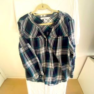 Fever blue plaid studded tunic. Size XL